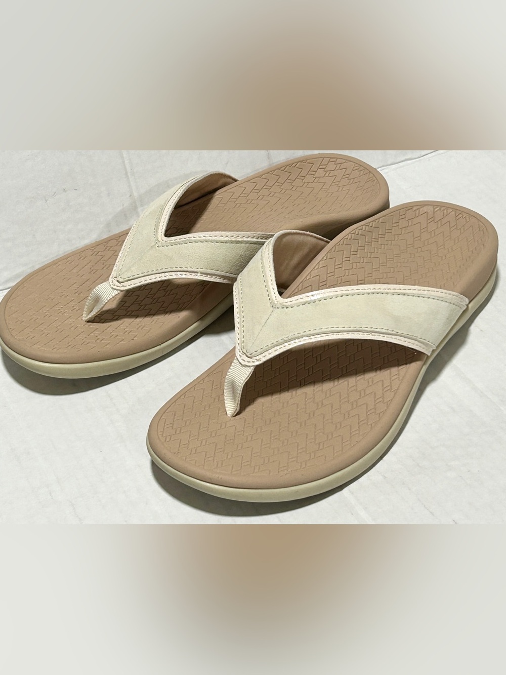 Vionic Tan Footbed Sandals with Cream Straps
